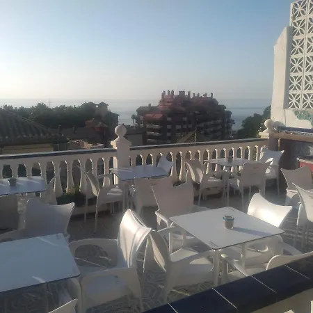 Terraza Del Limonar Hostel *