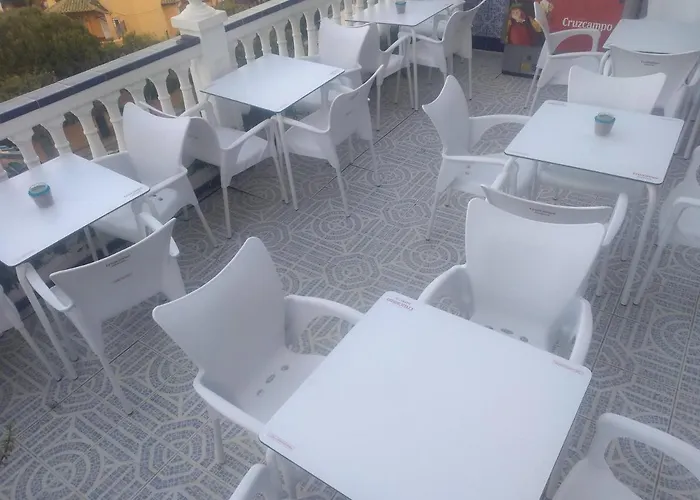 Terraza Del Limonar אכסניה מאלגה